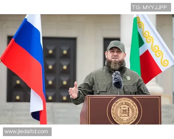 萨利巴社交媒体分享防守里沙利松照片坚定宣言北伦敦依旧红色 萨利巴社交媒体分享防守里沙利松照片坚定宣言北伦敦依旧红色